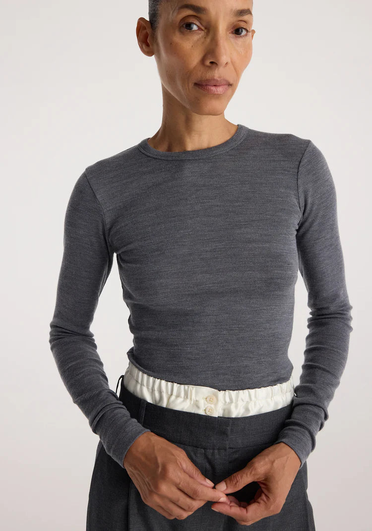 Róhe - Fine Merino Rib Long Sleeve - Anthracite Melange