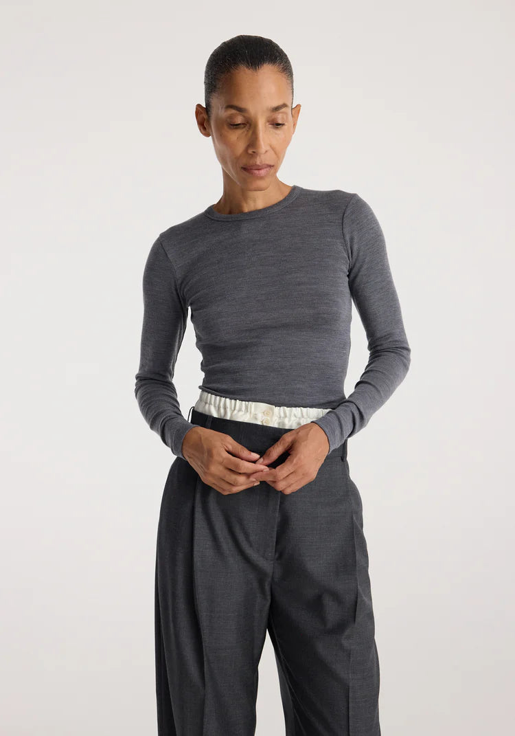 Róhe - Fine Merino Rib Long Sleeve - Anthracite Melange
