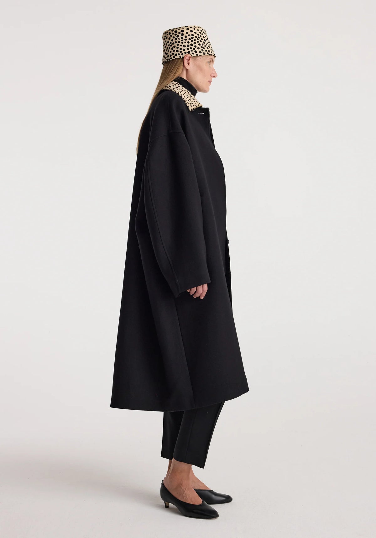 Róhe - Cheetah Collar Wool Coat - Black