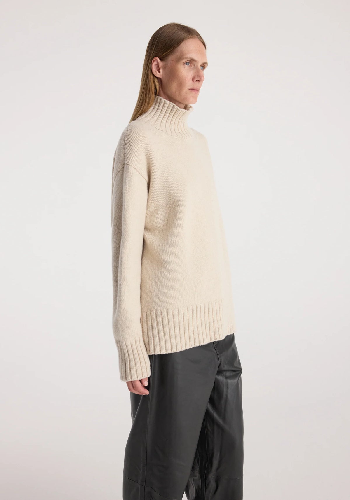 Róhe - Wool Cashmere Turtleneck - Oat