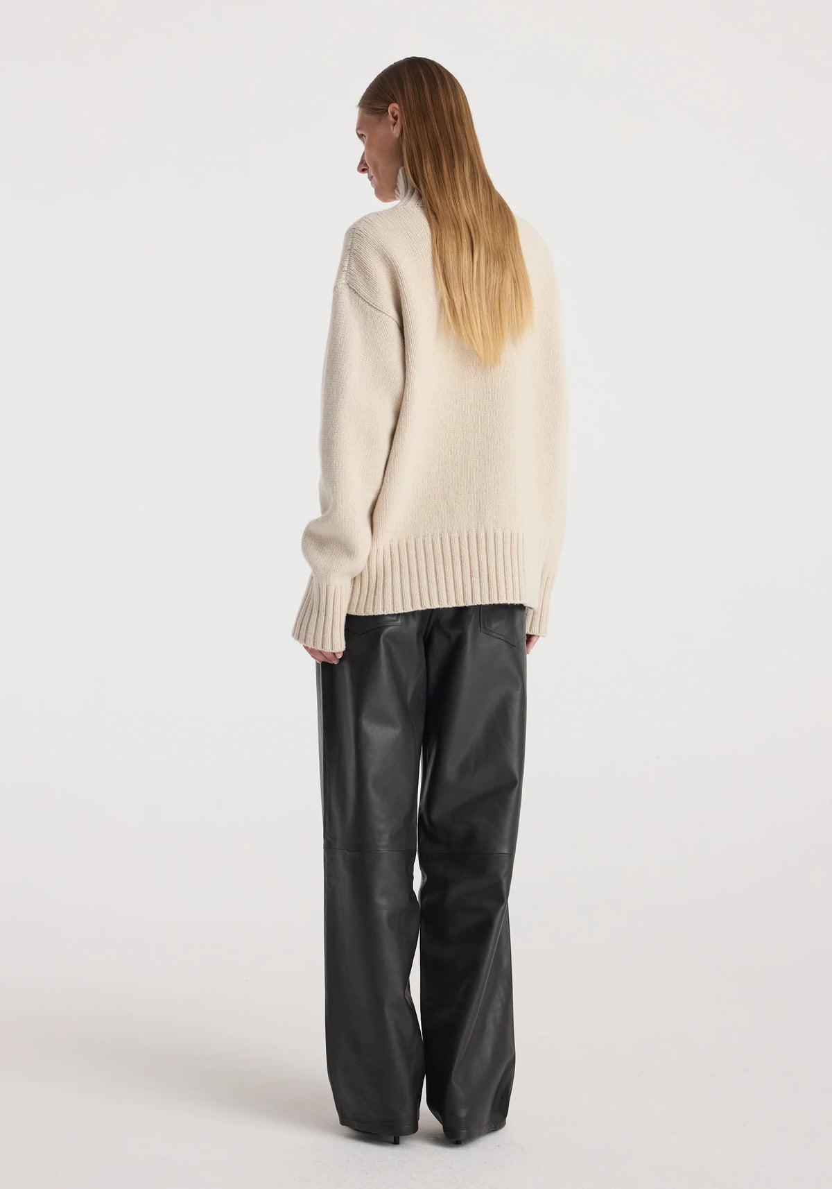 Róhe - Wool Cashmere Turtleneck - Oat