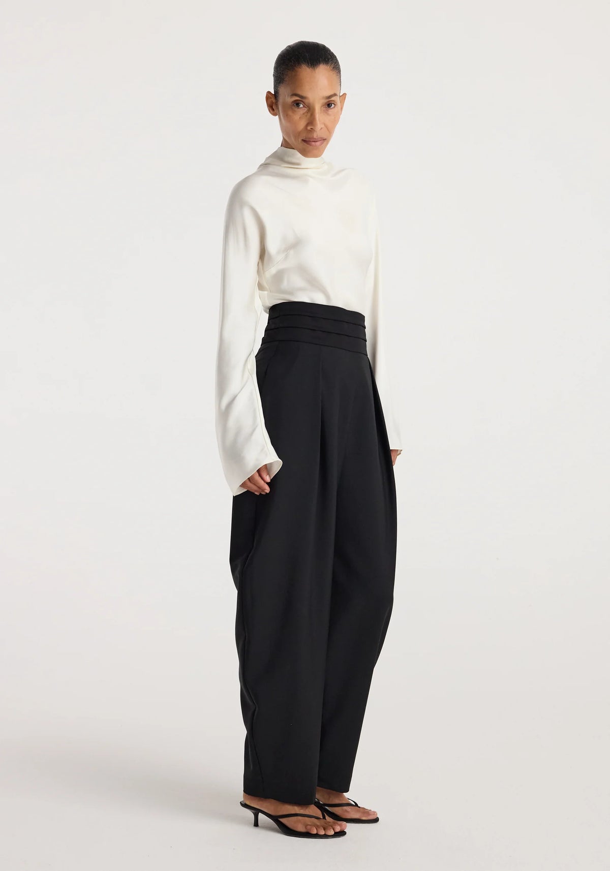 Róhe - Puck Cumberband Trousers - Black