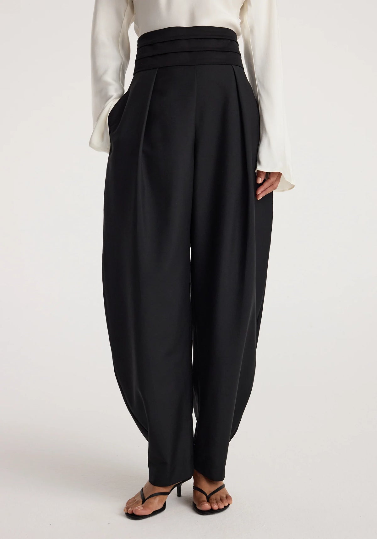 Róhe - Puck Cumberband Trousers - Black
