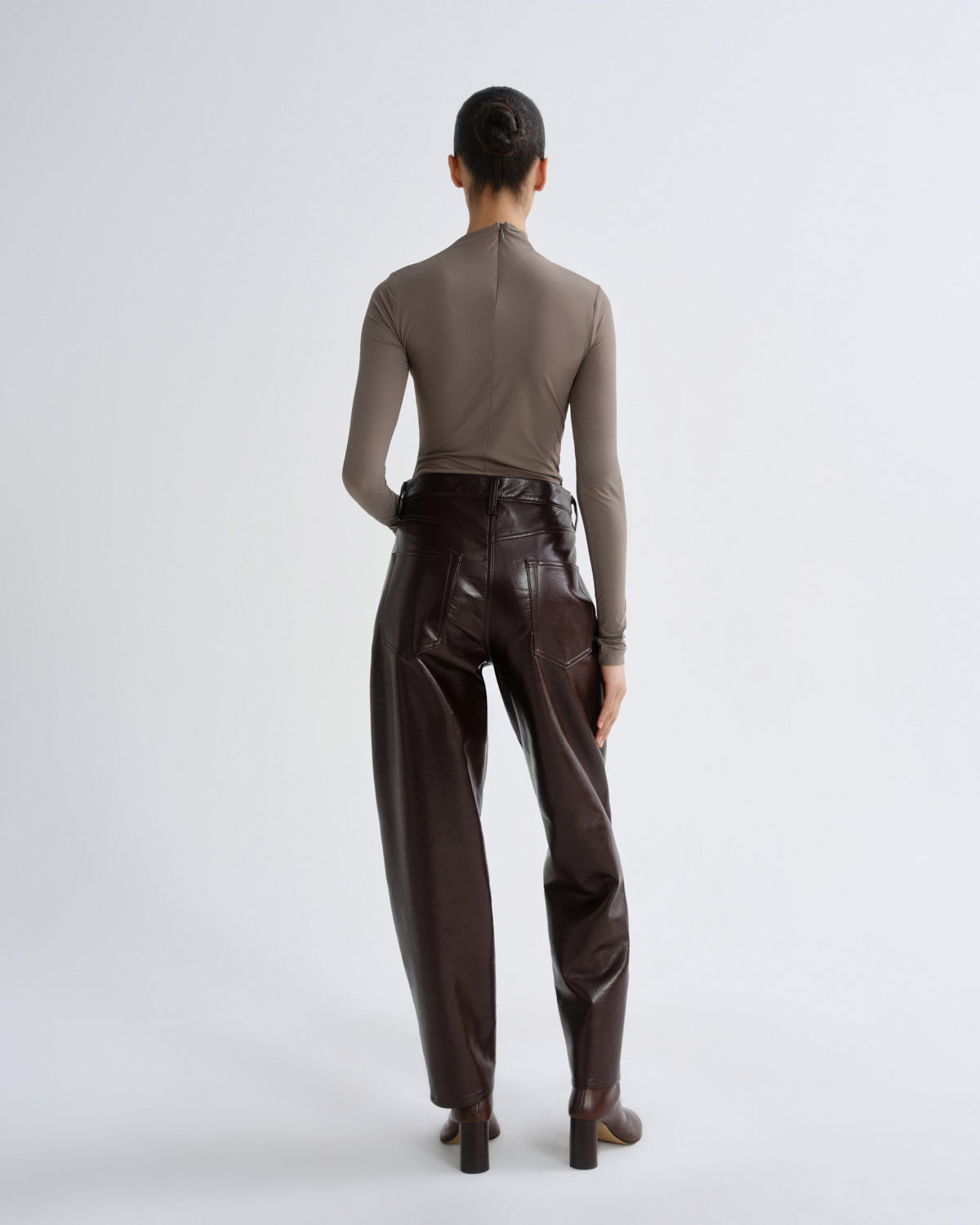 Agolde - Draped Neck Ruched Bodysuit - Taupe