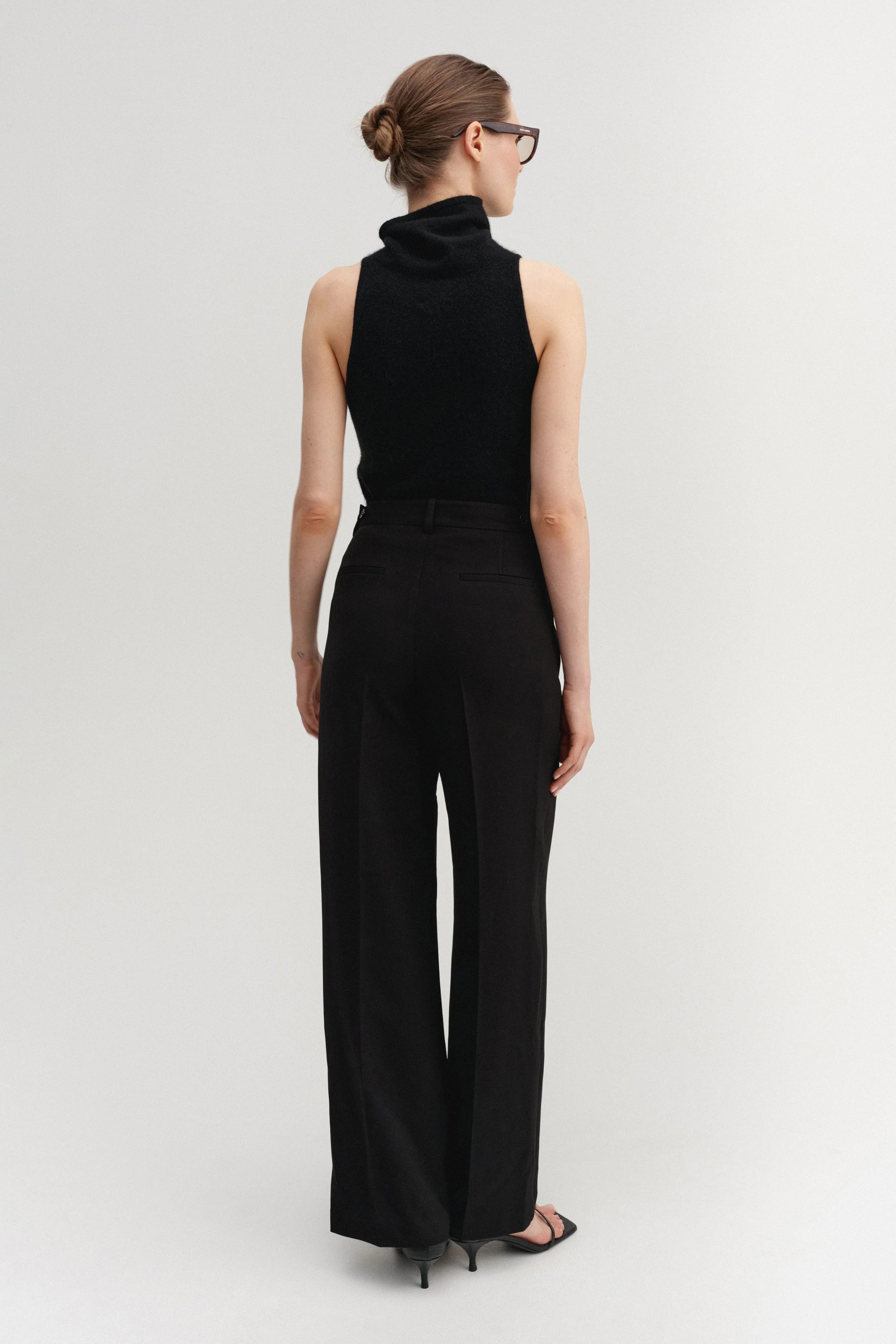 Almada Label - Trousers - Black