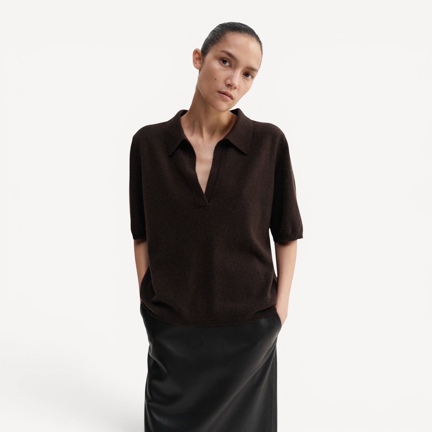 Lula Studio Prague brown cashmere short-sleeve polo shirt with V-neck and collar