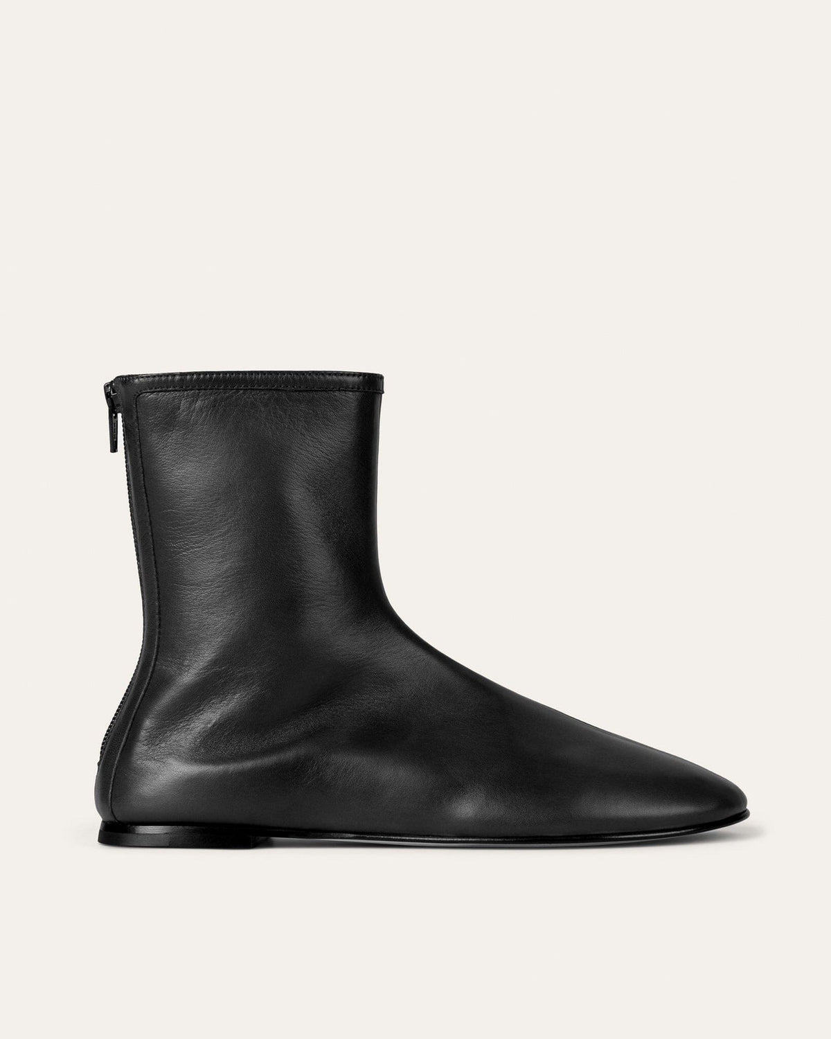 Dear Frances - Flat Nappa Leather Ankle Boot - Black